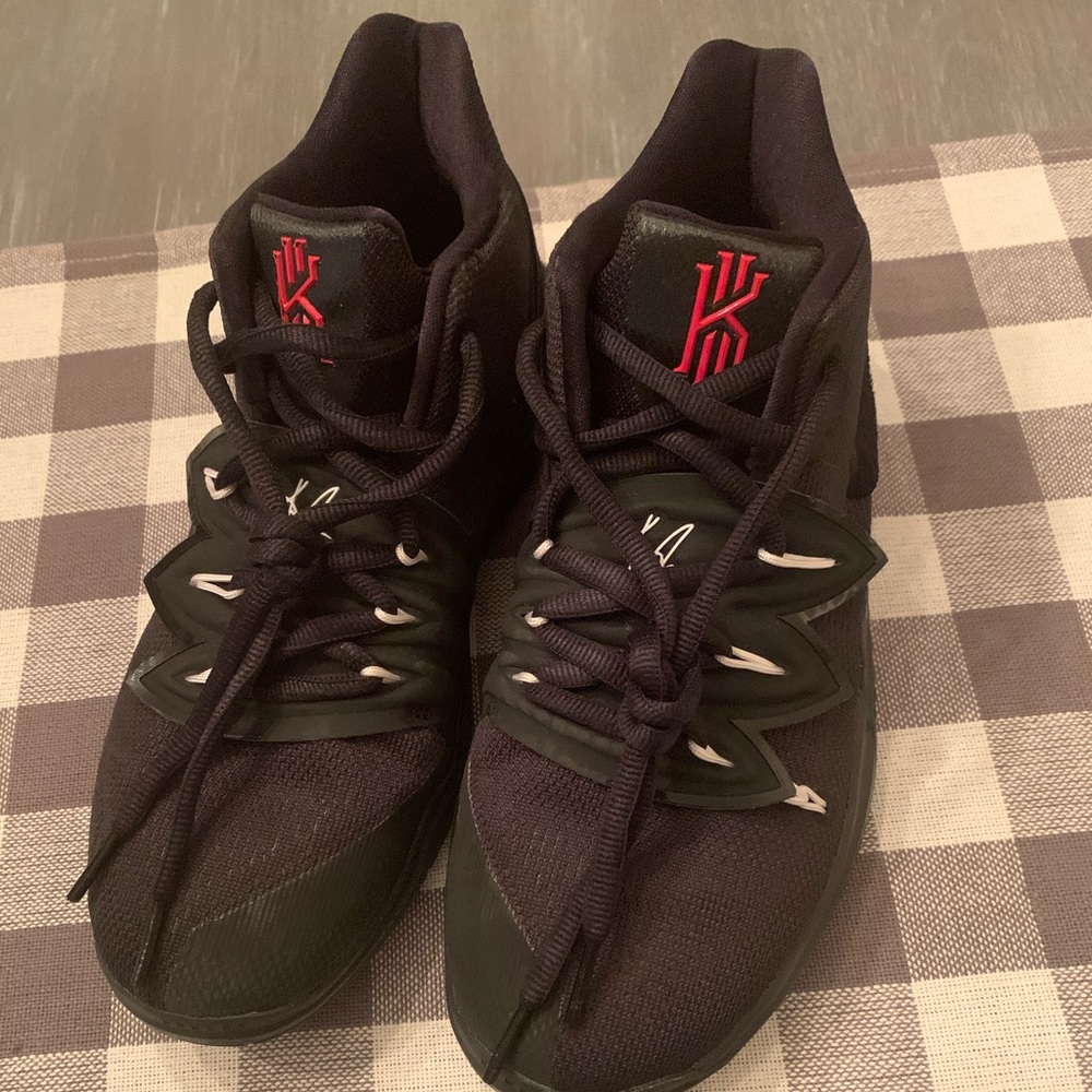 Nike Kyrie 5